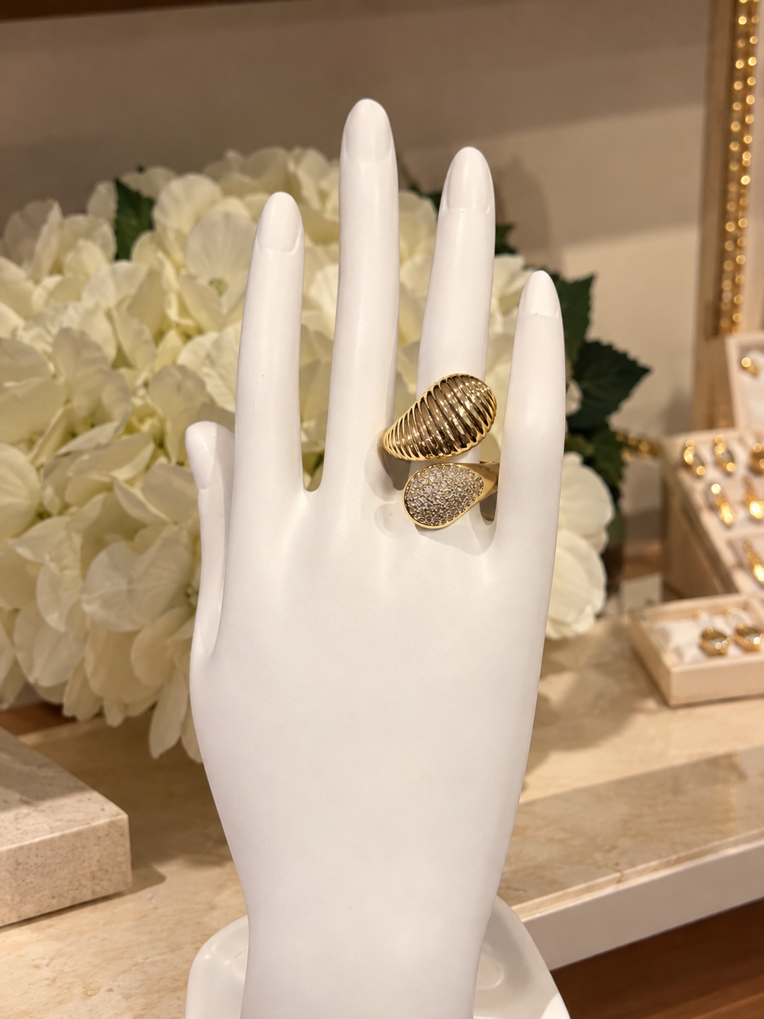 Amara Textured Pavé Ring