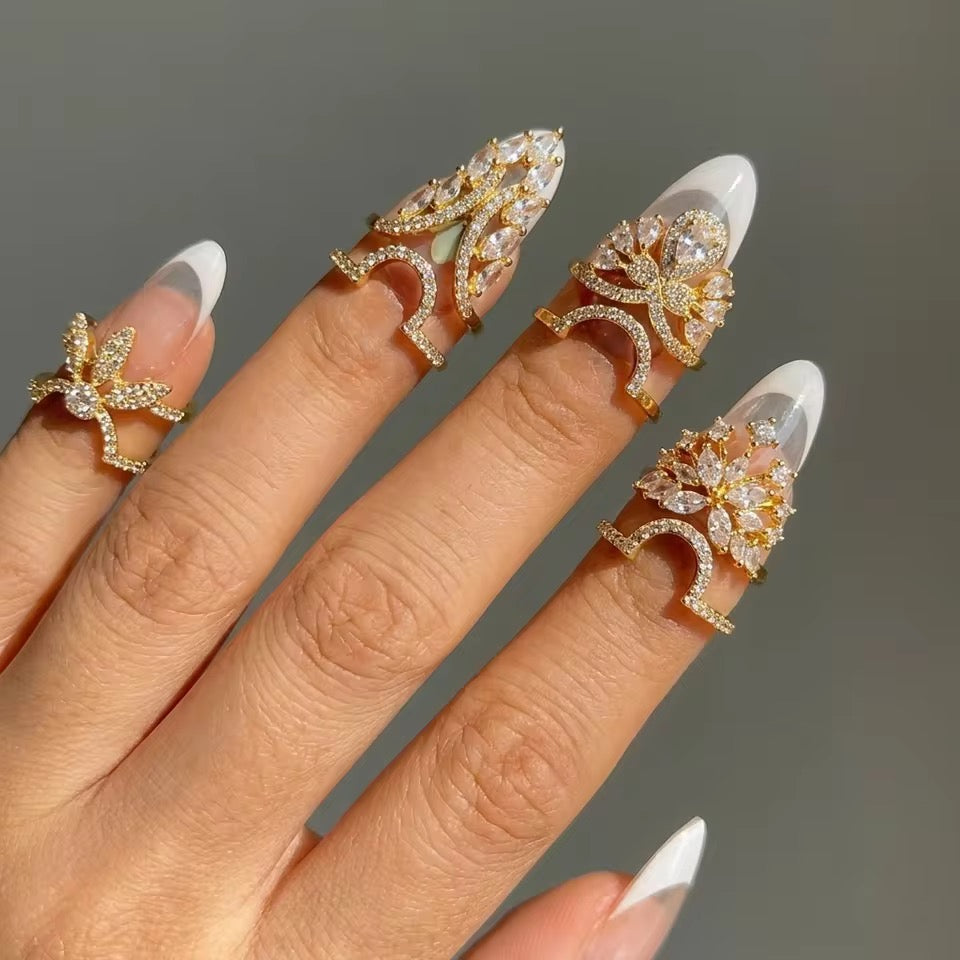 Fingertip Bloom Ring