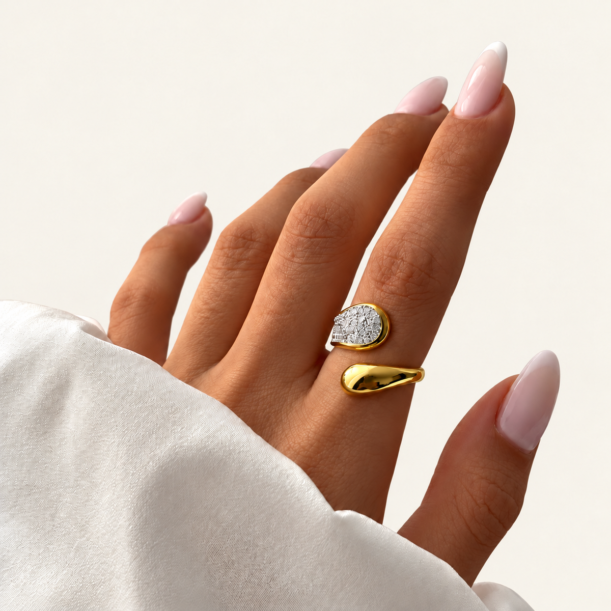 Auréa Pavé Ring 18K
