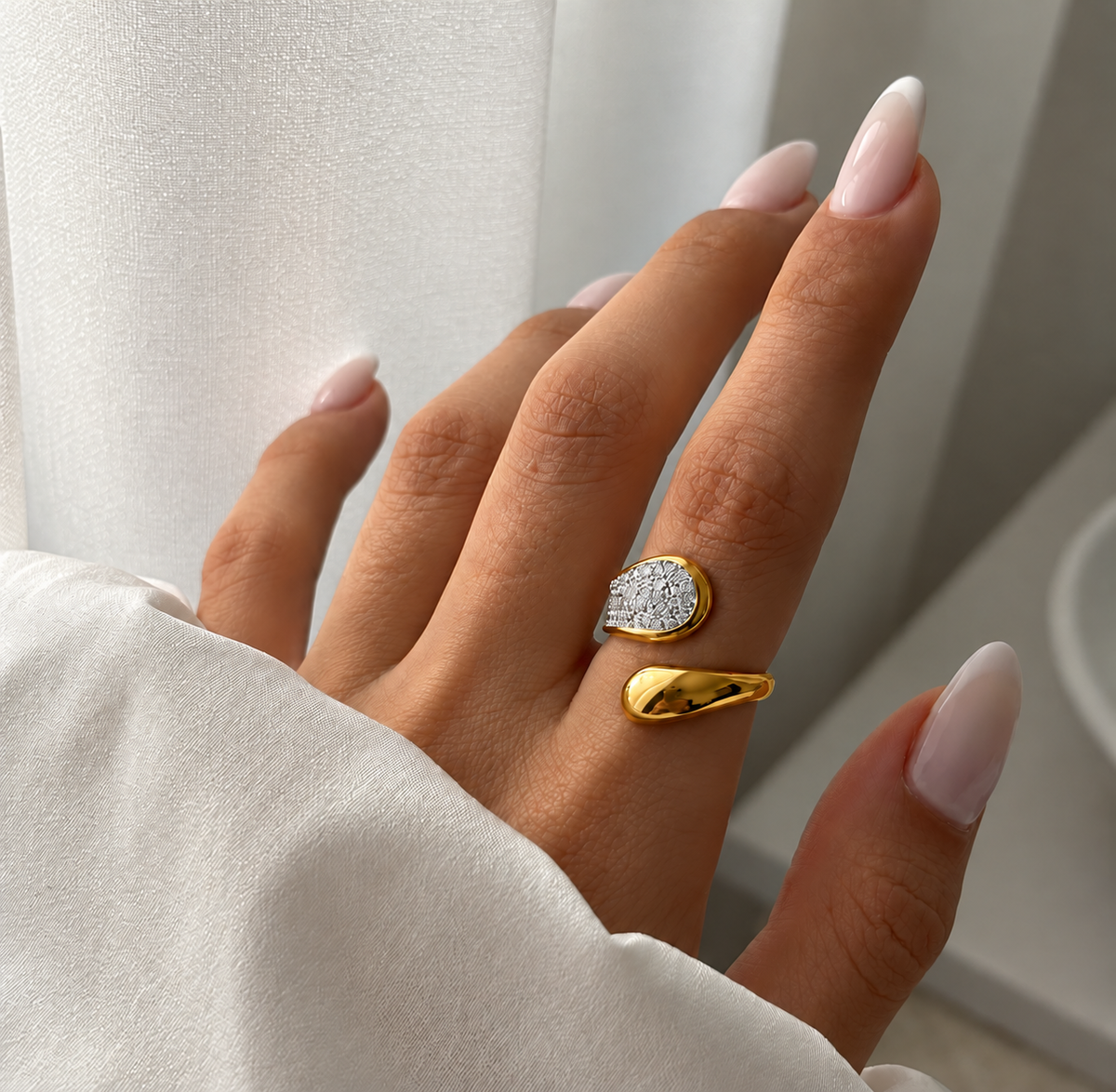 Auréa Pavé Ring 18K