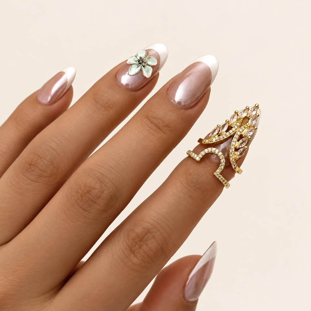 Fingertip Bloom Ring