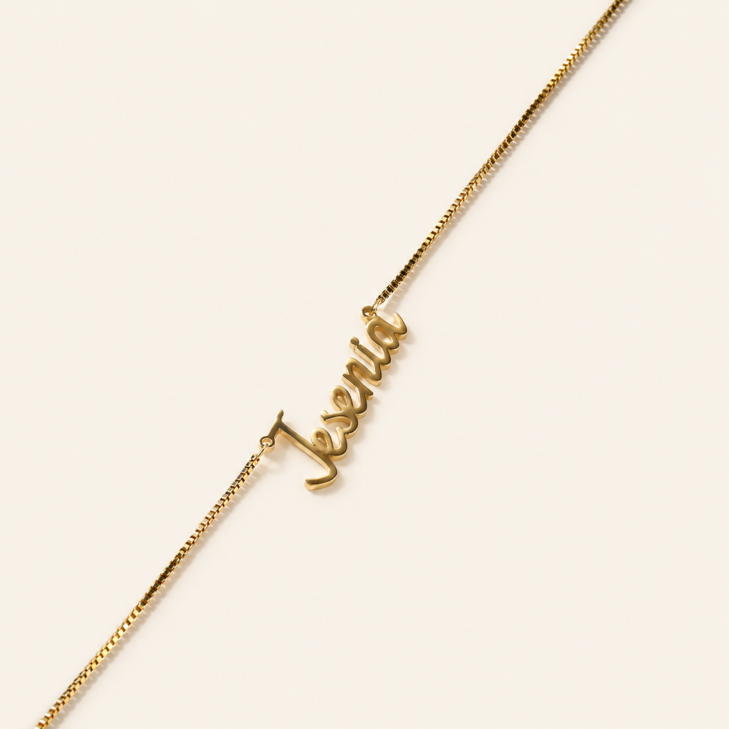 Selene Script Personalized Name Necklace